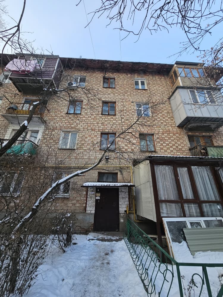 Продаю 1-комнатную квартиру, 29кв. м., этаж - 4/4, Токтоналиева .