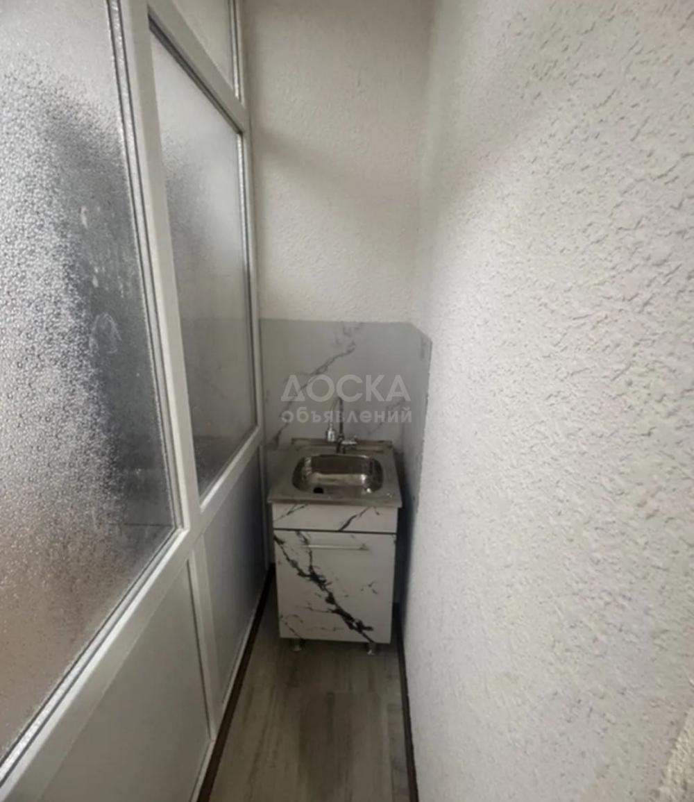 Сдаю 1-комнатную квартиру, 35кв. м., этаж - 1/1, Ак Босого.