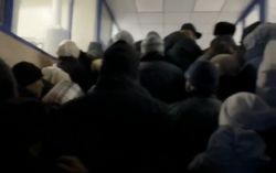 В поликлинике Нацгоспиталя большая очередь на талон. Житель просит цифровизировать получение талона