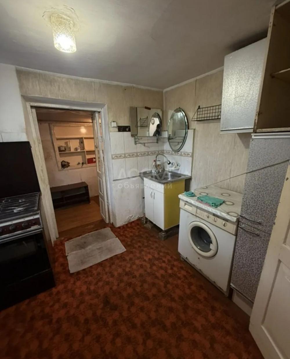 Сдаю 3-комнатную квартиру, 45кв. м., этаж - 1/1, рабочий городок.