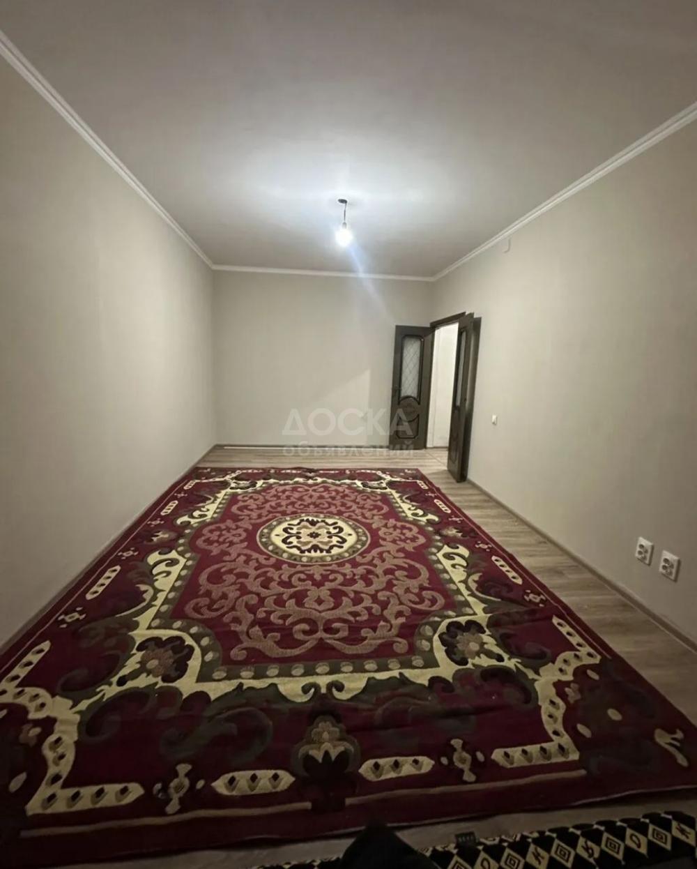 Сдаю 1-комнатную квартиру, 35кв. м., этаж - 7/9, 12мкр .