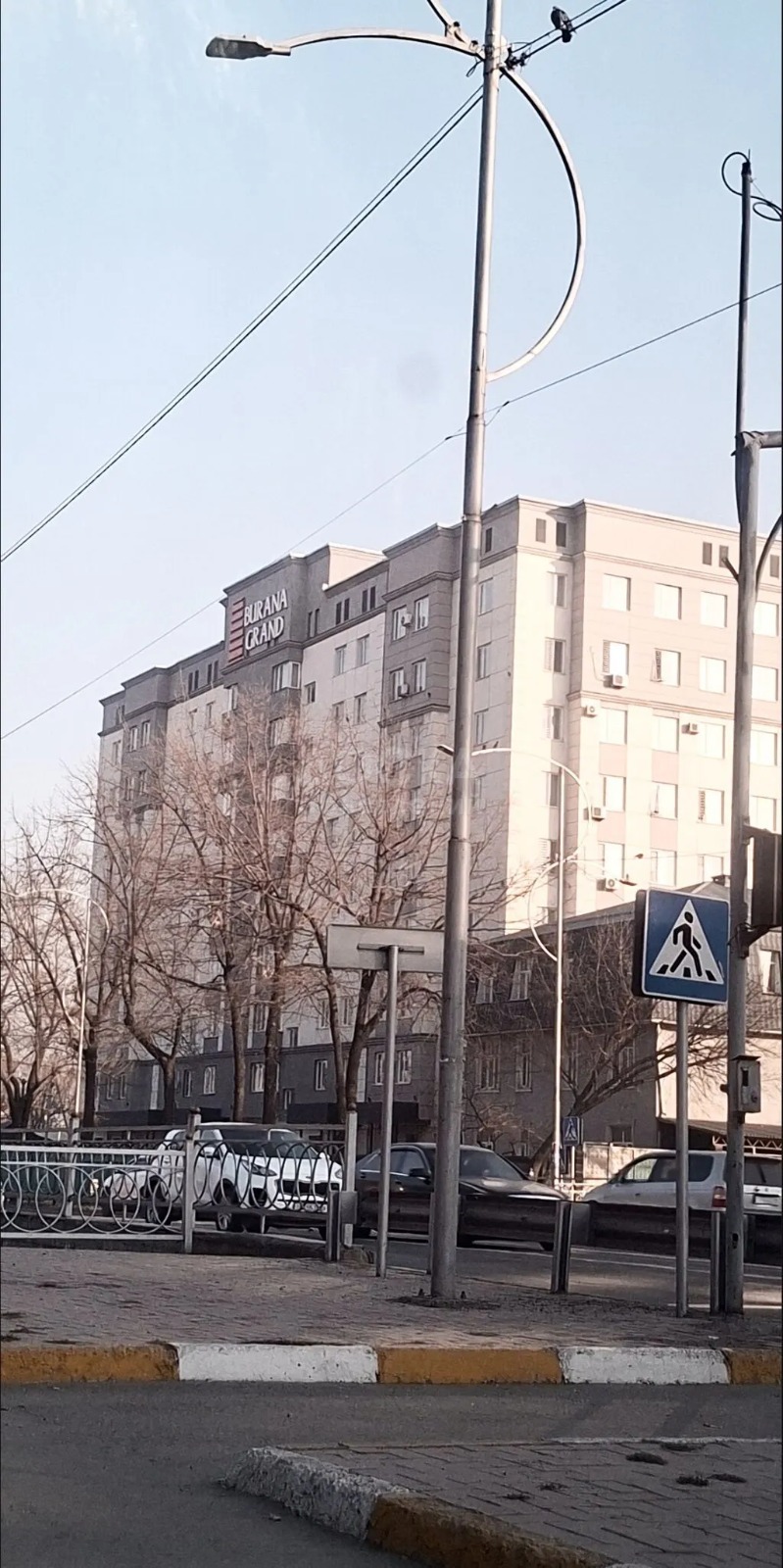 Сдаю 1-комнатную квартиру, 34кв. м., этаж - 7/10, жибек жолу фучика.