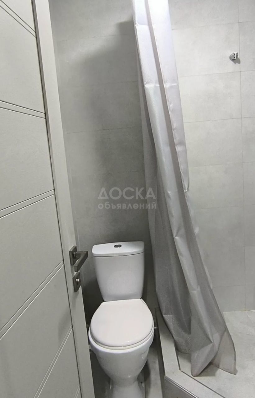 Сдаю 1-комнатную квартиру, 34кв. м., этаж - 1/4, кну.