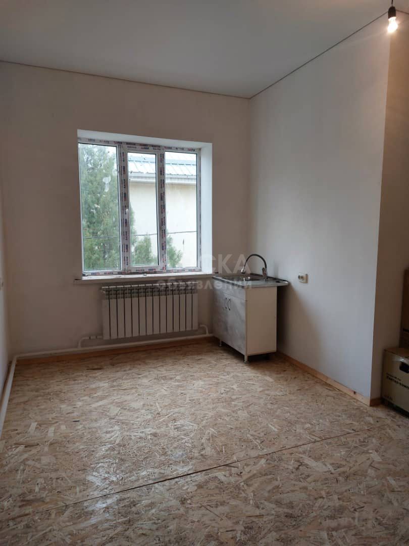 Сдаю 1-комнатную квартиру, 25кв. м., этаж - 1/2, 4 гор больница.