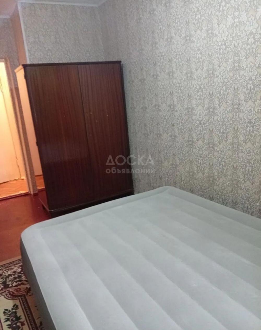 Сдаю 1-комнатную квартиру, 25кв. м., этаж - 1/2, новопокровка.