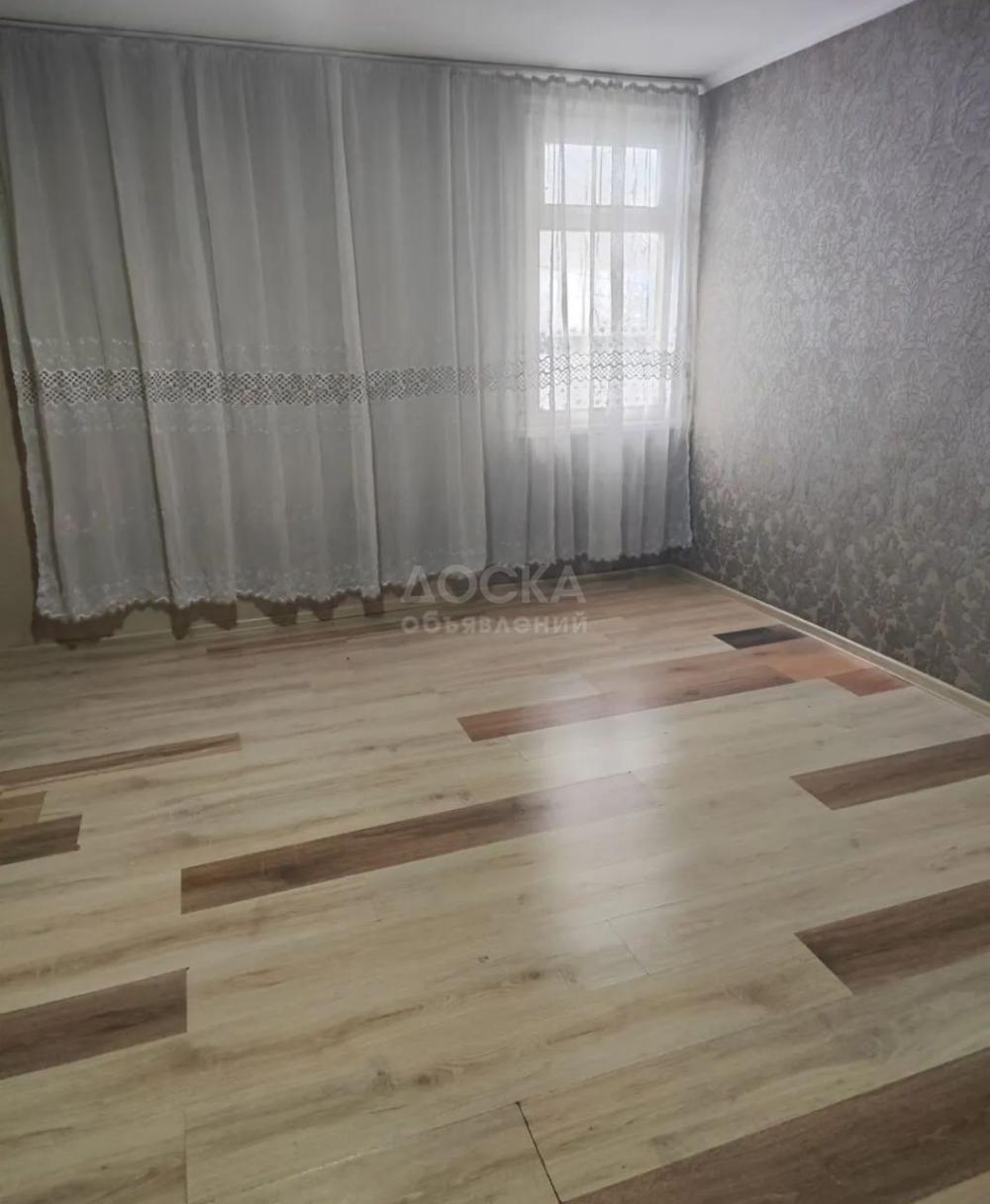 Сдаю 1-комнатную квартиру, 25кв. м., этаж - 1/2, рабочий городок.