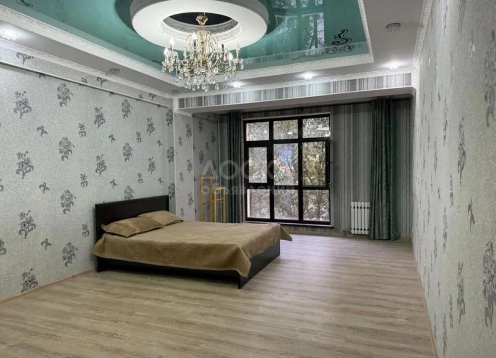 Сдаю 1-комнатную квартиру, 45кв. м., этаж - 5/12, Политех.