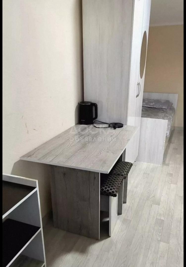 Сдаю 1-комнатную квартиру, 25кв. м., этаж - 1/2, Аламединский рынок.