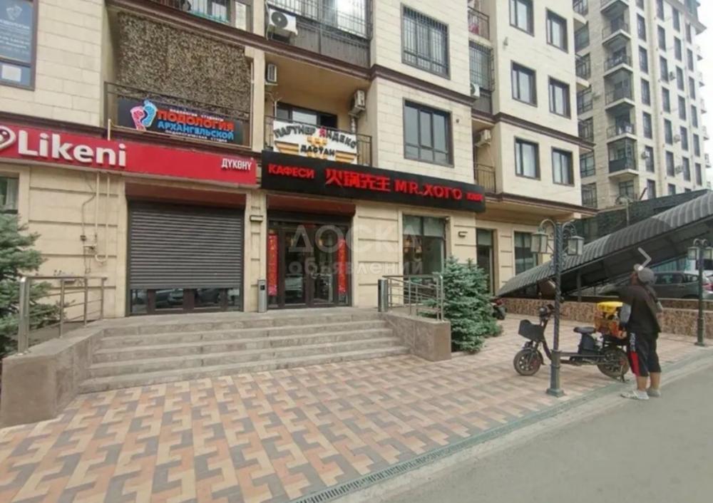 Сдаю 1-комнатную квартиру, 34кв. м., этаж - 1/1, ЦУМ.