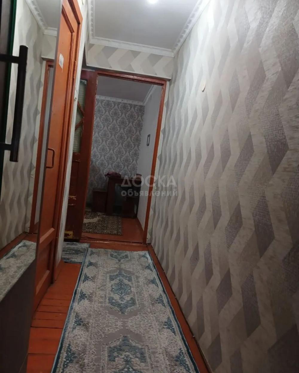 Сдаю 1-комнатную квартиру, 35кв. м., этаж - 1/4, Ата-Тюрк.