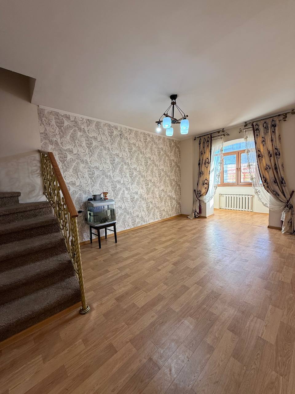 Продаю 3-комнатную квартиру, 73кв. м., этаж - 5/6, Абдрахманова(Советская)/Токтогула.