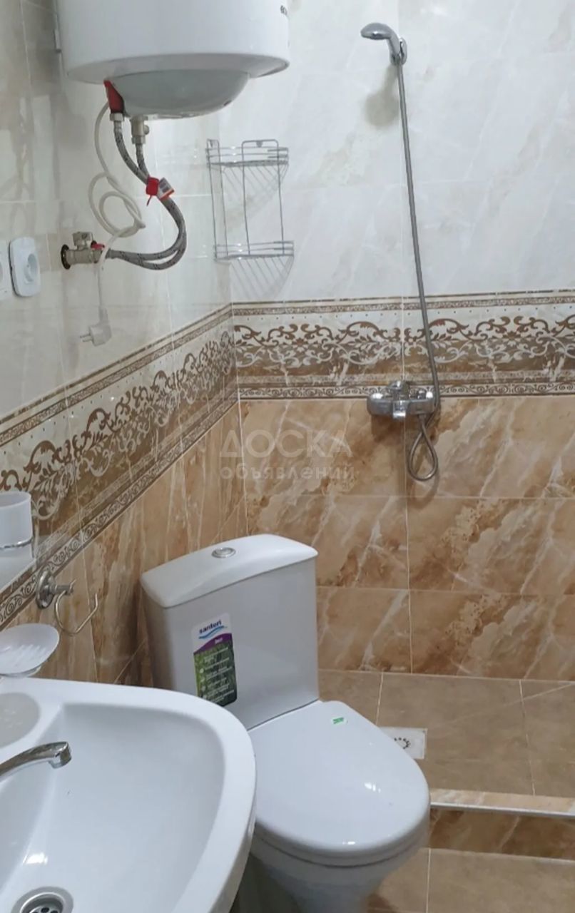 Сдаю 1-комнатную квартиру, 35кв. м., этаж - 1/2, киркомстром.