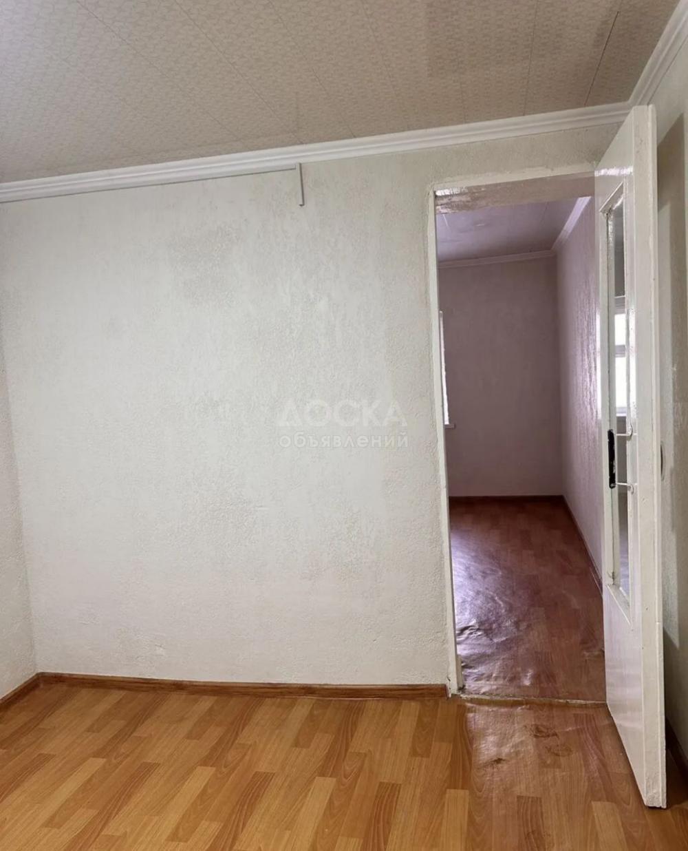 Сдаю 1-комнатную квартиру, 35кв. м., этаж - 1/1, Аламединский рынок.