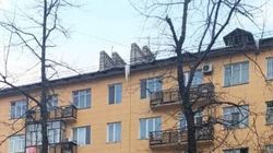 Горожанин просит убрать сосульки на крыше дома на проспекте Чүй