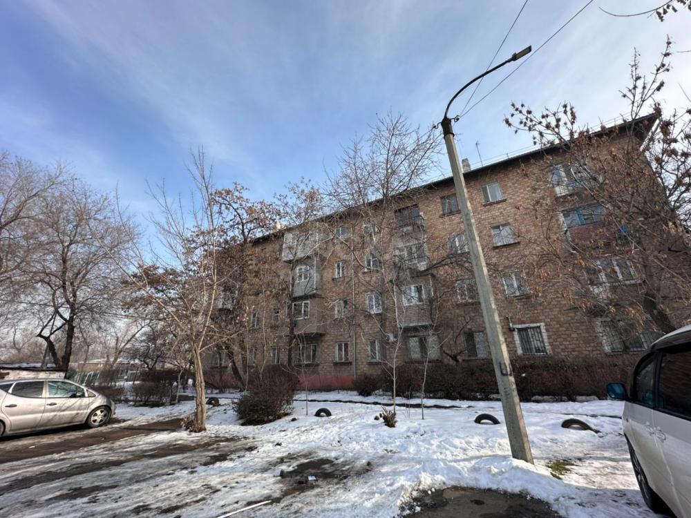 Продаю 2-комнатную квартиру, 40кв. м., этаж - 3/4, Жибек Жолу/Фучика.