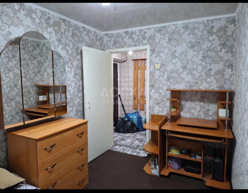 Сдаю 2-комнатную квартиру, 34кв. м., этаж - 1/2, Киргизия 1.