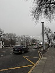 Горожанин просит демонтировать опоры от рекламных щитов на проспекте Чуй. Фото