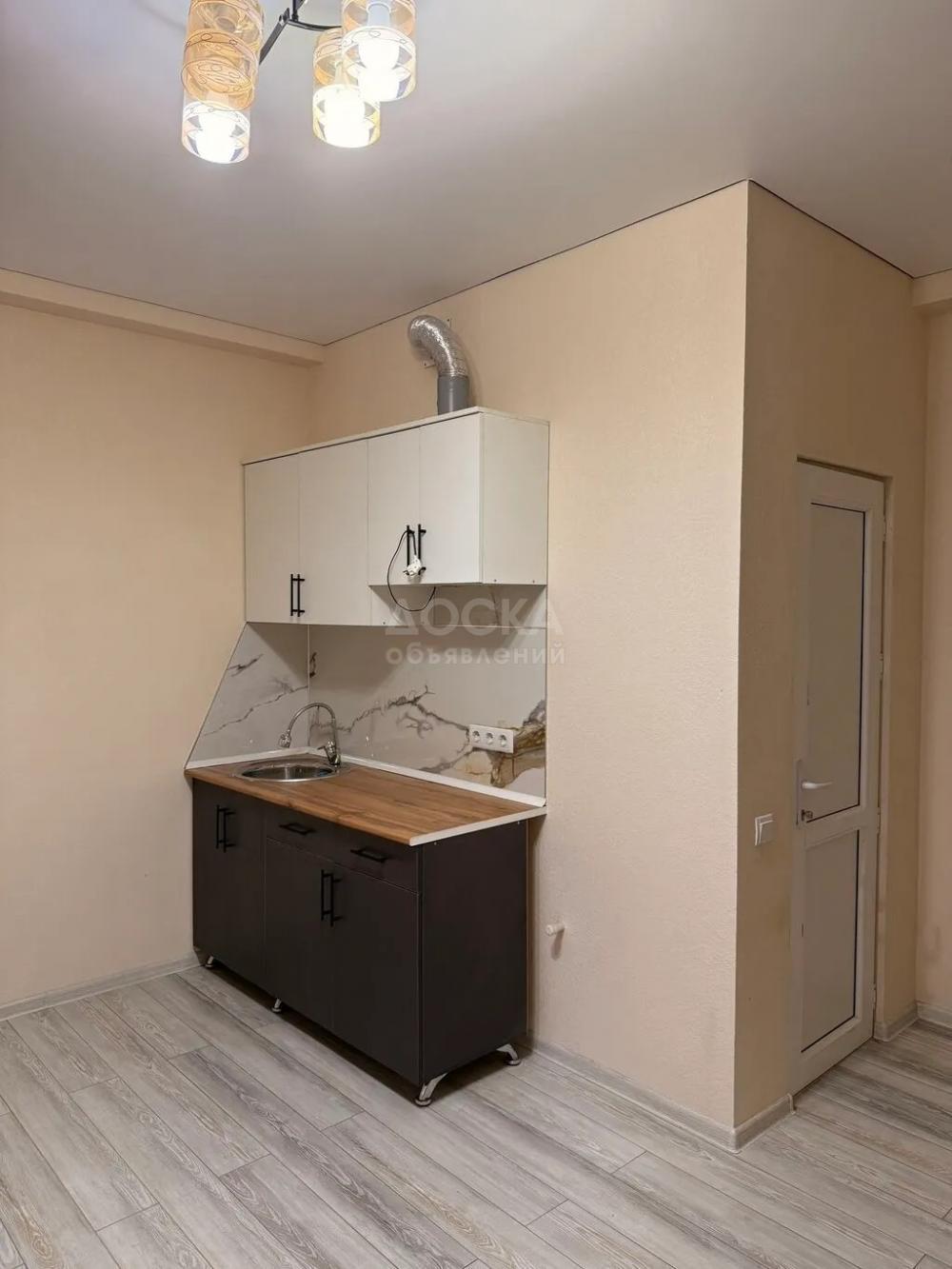 Сдаю 1-комнатную квартиру, 34кв. м., этаж - 1/2, турбаза.