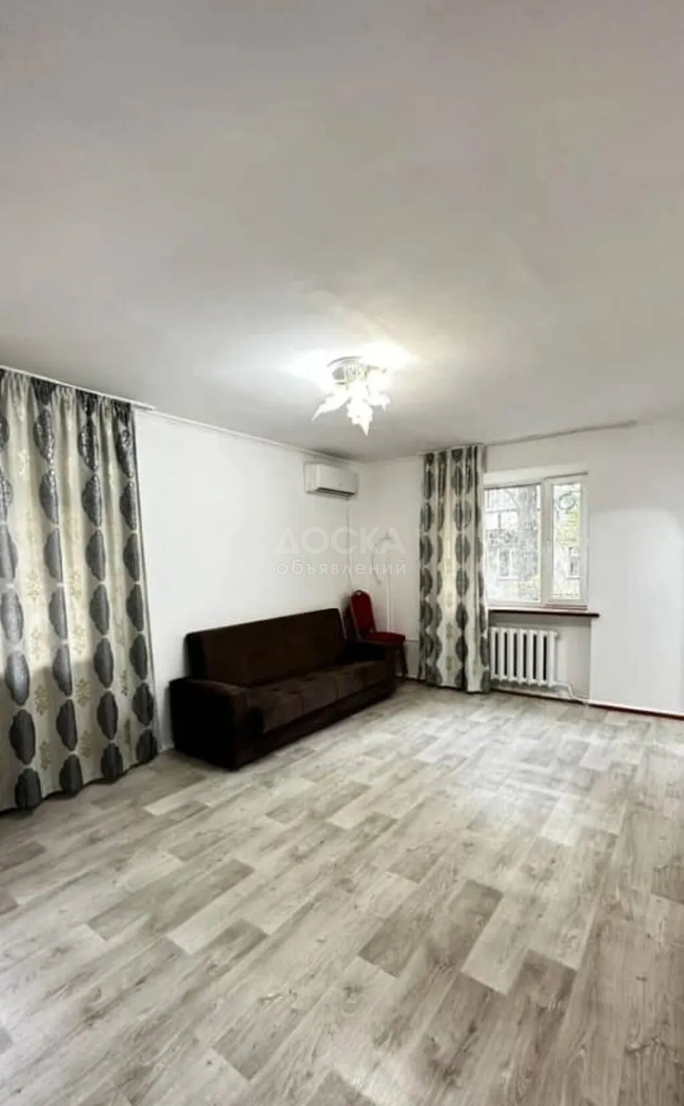 Сдаю 1-комнатную квартиру, 34кв. м., этаж - 1/5, 9 мкр.