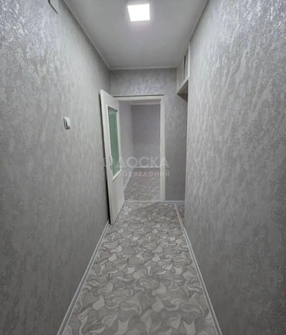 Сдаю 1-комнатную квартиру, 34кв. м., этаж - 1/4, 6 мкр.