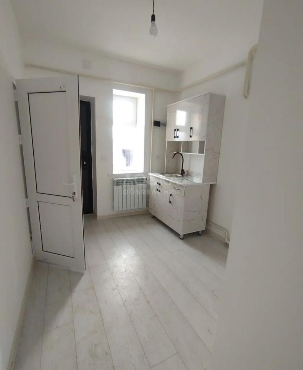 Сдаю 1-комнатную квартиру, 25кв. м., этаж - 1/2, Джал.