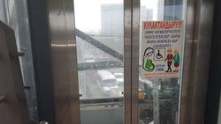 В Оше не работают лифты на надземном переходе на Навои—Масалиева