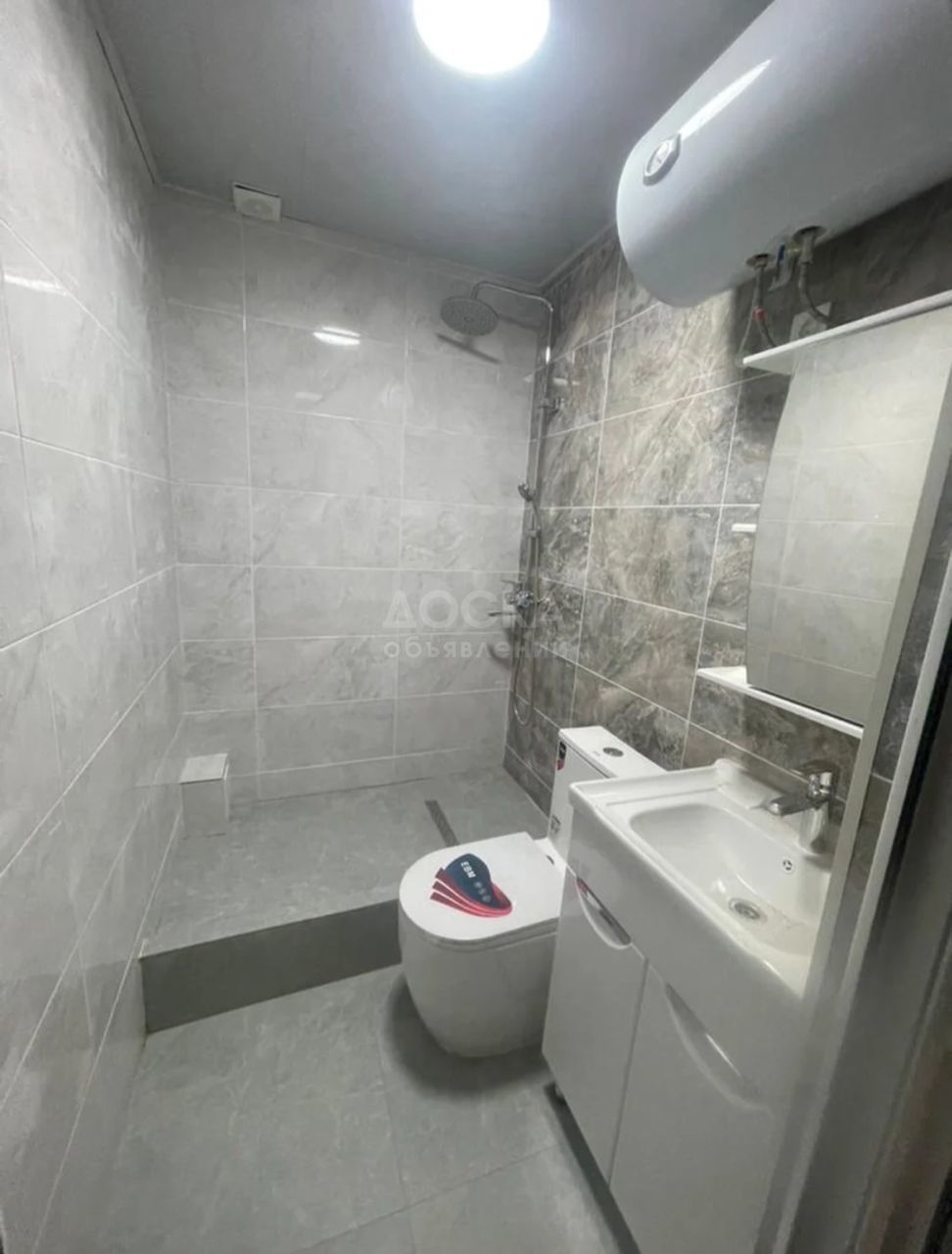 Сдаю 1-комнатную квартиру, 35кв. м., этаж - 2/3, пишпек.