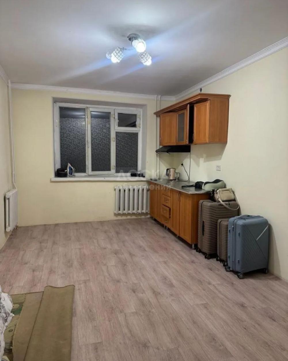 Сдаю 1-комнатную квартиру, 34кв. м., этаж - 2/4, Бгу.