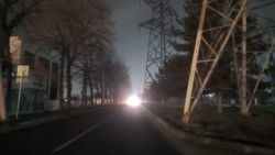 «Бишкексвет» ответил на отсутствие освещения на некоторых улицах рано утром. Режим включения освещения