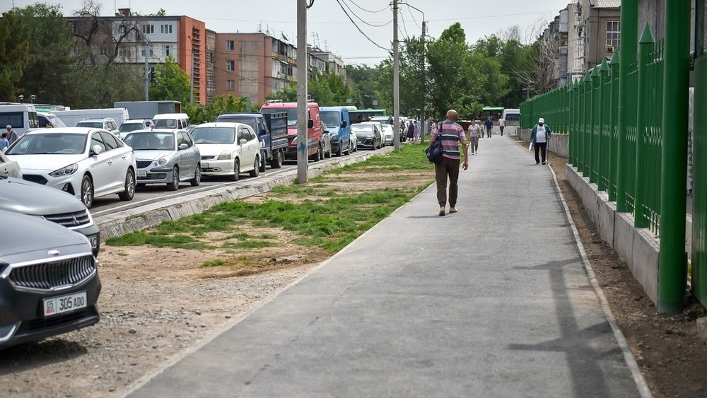 Территория близ Ошского рынка