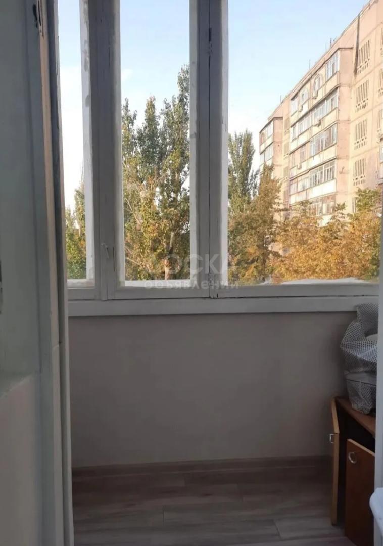 Сдаю 1-комнатную квартиру, 35кв. м., этаж - 4/5, вефа центр.