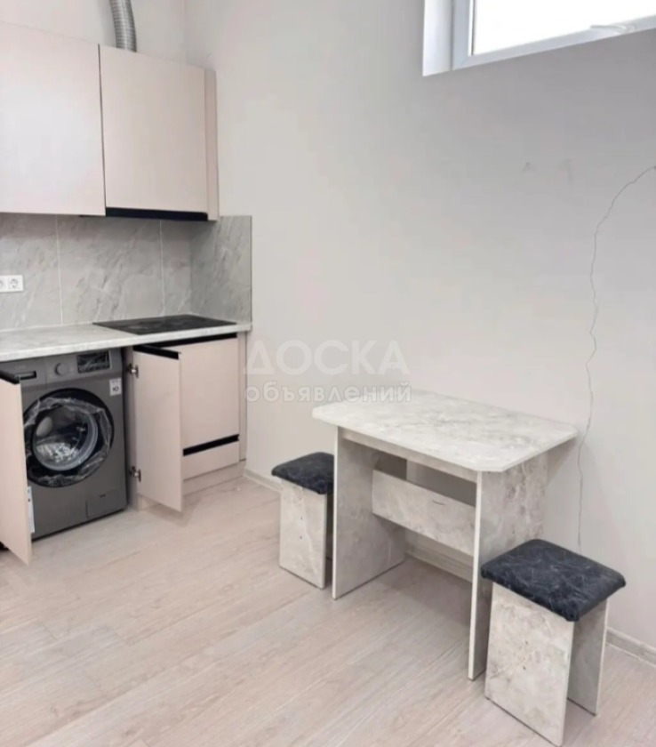 Сдаю 1-комнатную квартиру, 35кв. м., этаж - 1/1, рабочий городок.