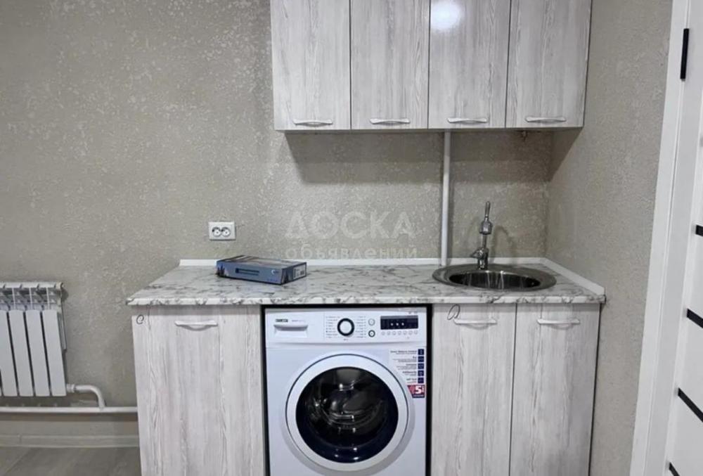 Сдаю 1-комнатную квартиру, 25кв. м., этаж - 1/2, кара жыгач.