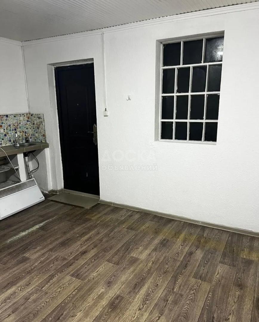 Сдаю 1-комнатную квартиру, 34кв. м., этаж - 1/2, Джал.