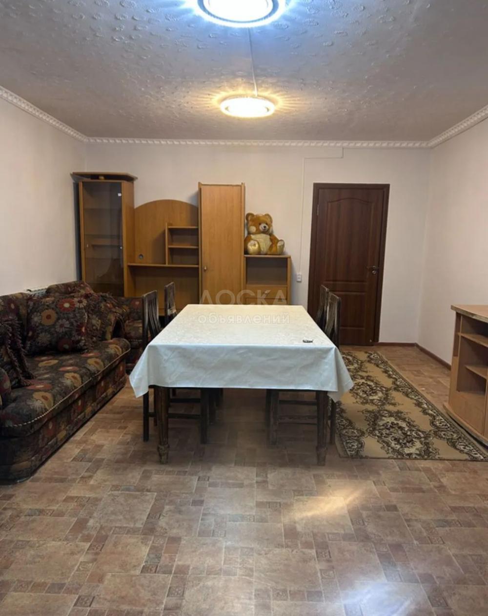 Сдаю 2-комнатную квартиру, 34кв. м., этаж - 1/1, Ак Босого.