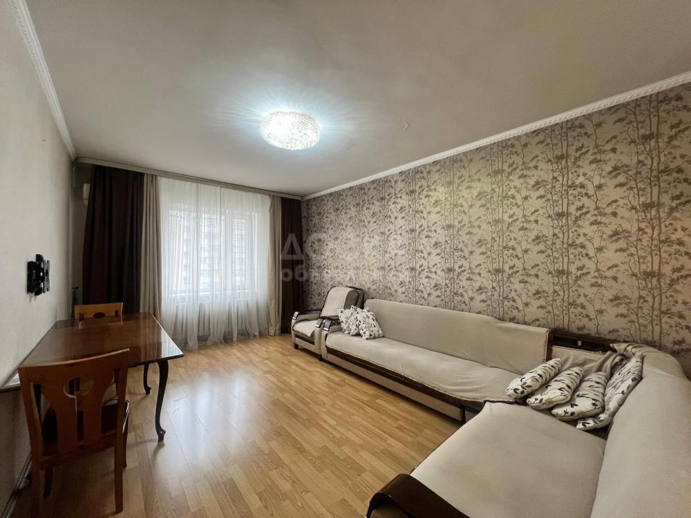 Продаю 4-комнатную квартиру, 146кв. м., этаж - 5/6, Старый аэропорт .