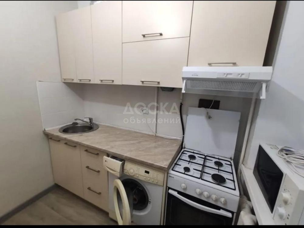 Сдаю 1-комнатную квартиру, 34кв. м., этаж - 4/5, 4 мкр.