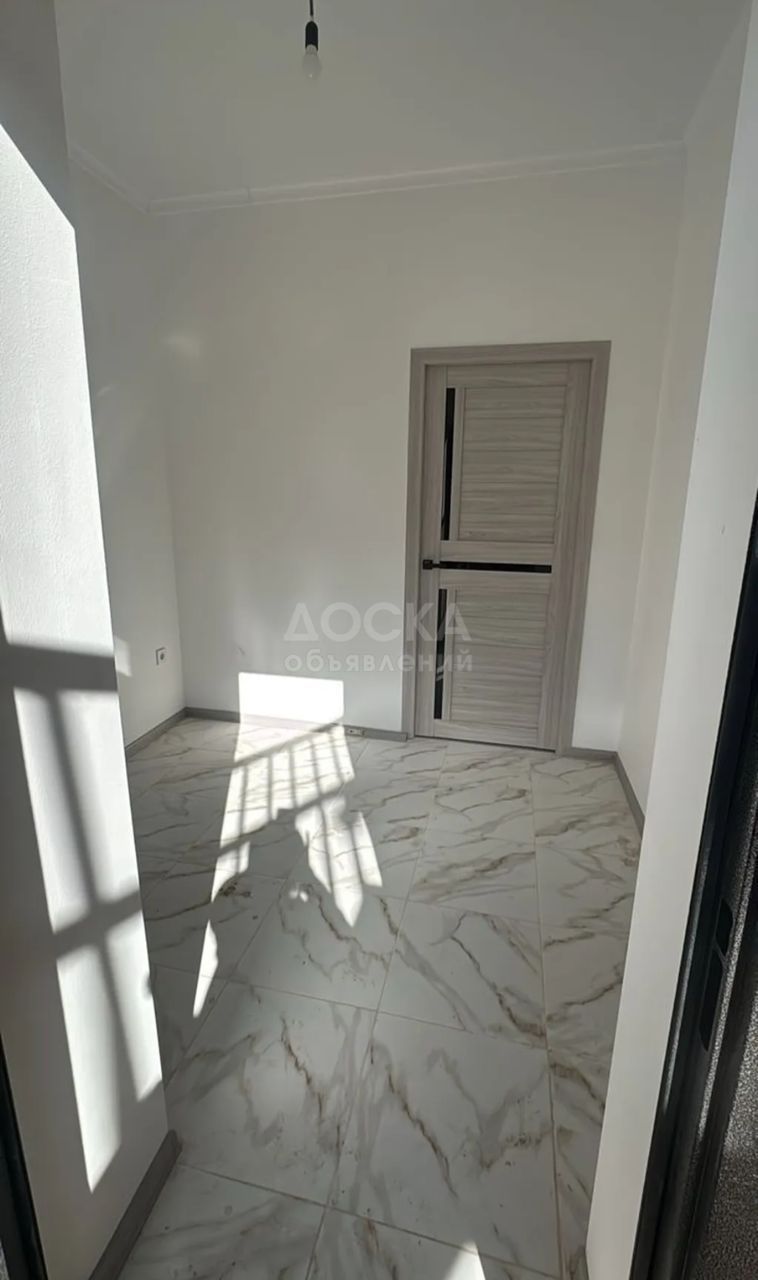 Сдаю 1-комнатную квартиру, 34кв. м., этаж - 1/2, кудайберген.