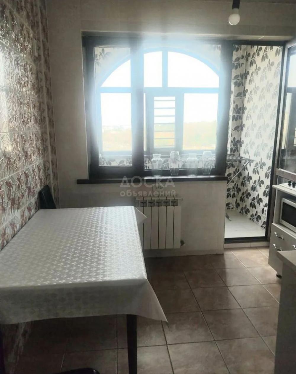 Сдаю 1-комнатную квартиру, 34кв. м., этаж - 11/12, 5 мкр.