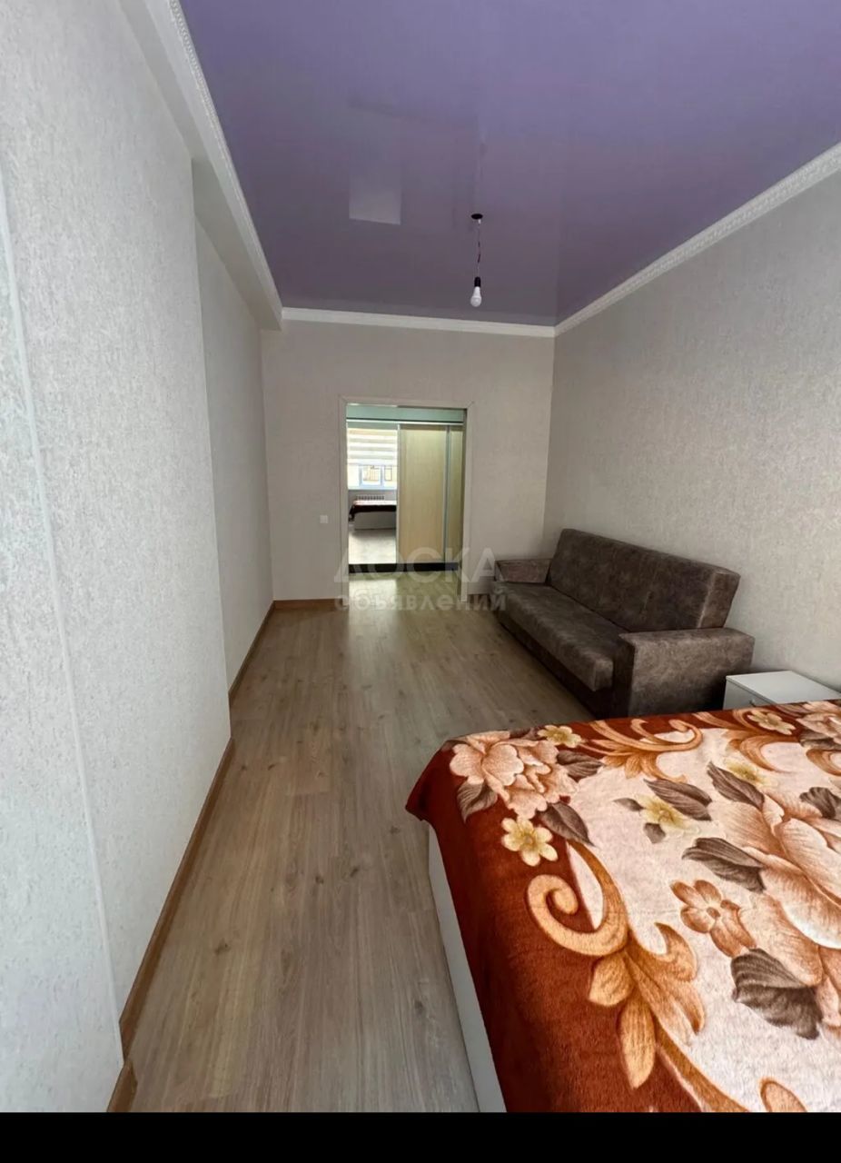 Сдаю 1-комнатную квартиру, 34кв. м., этаж - 1/1, аламедин-1.