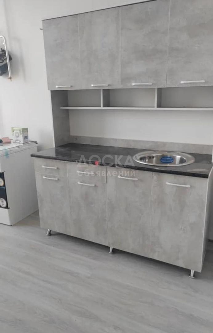 Сдаю 1-комнатную квартиру, 45кв. м., этаж - 8/9, политех.