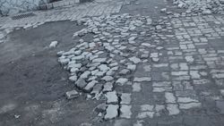 Житель жалуется на состояние тротуара на Московская—Ибраимова