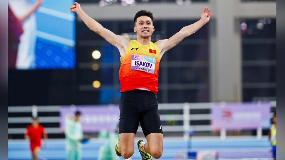 Тимур Исаков