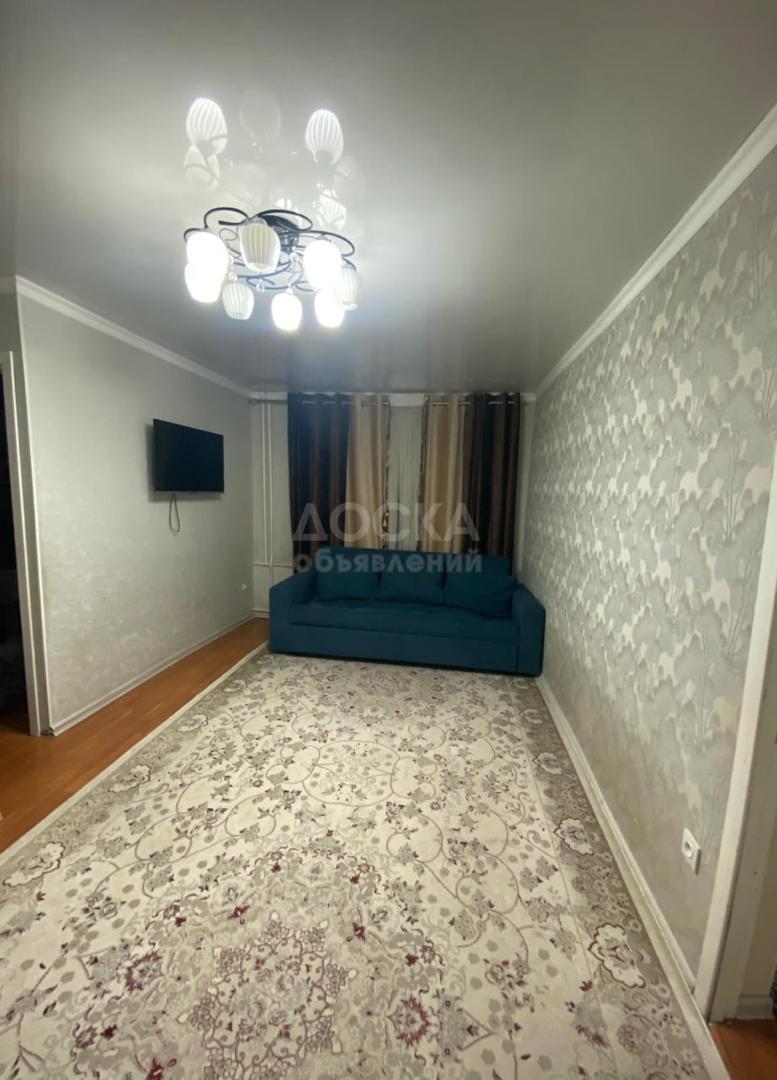 Продаю 2-комнатную квартиру, 42.5кв. м., этаж - 1/3, Жукеева-Пудовкина/Скрябина. 72000$.