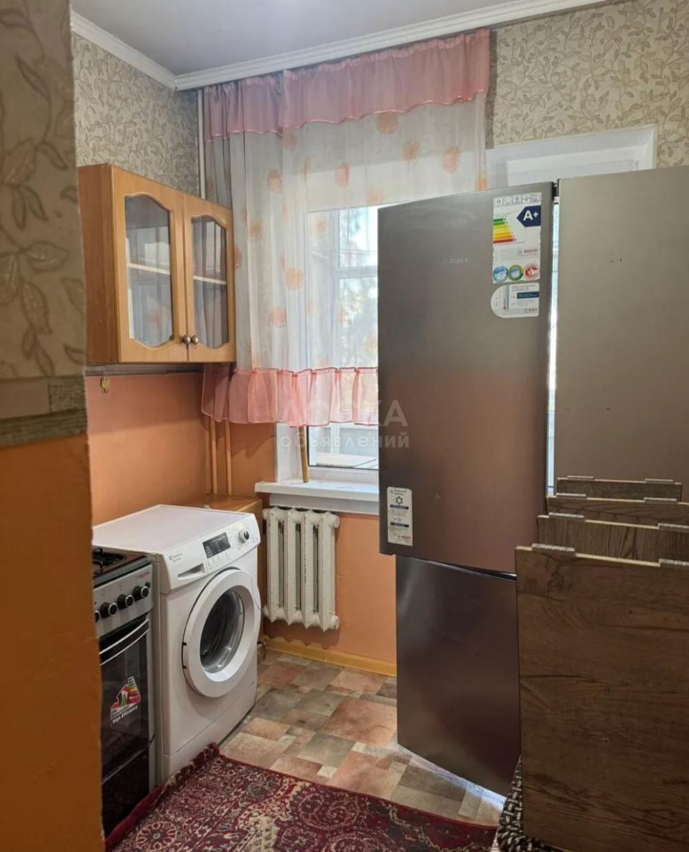 Сдаю 2-комнатную квартиру, 45кв. м., этаж - 2/4, 7 мкр.