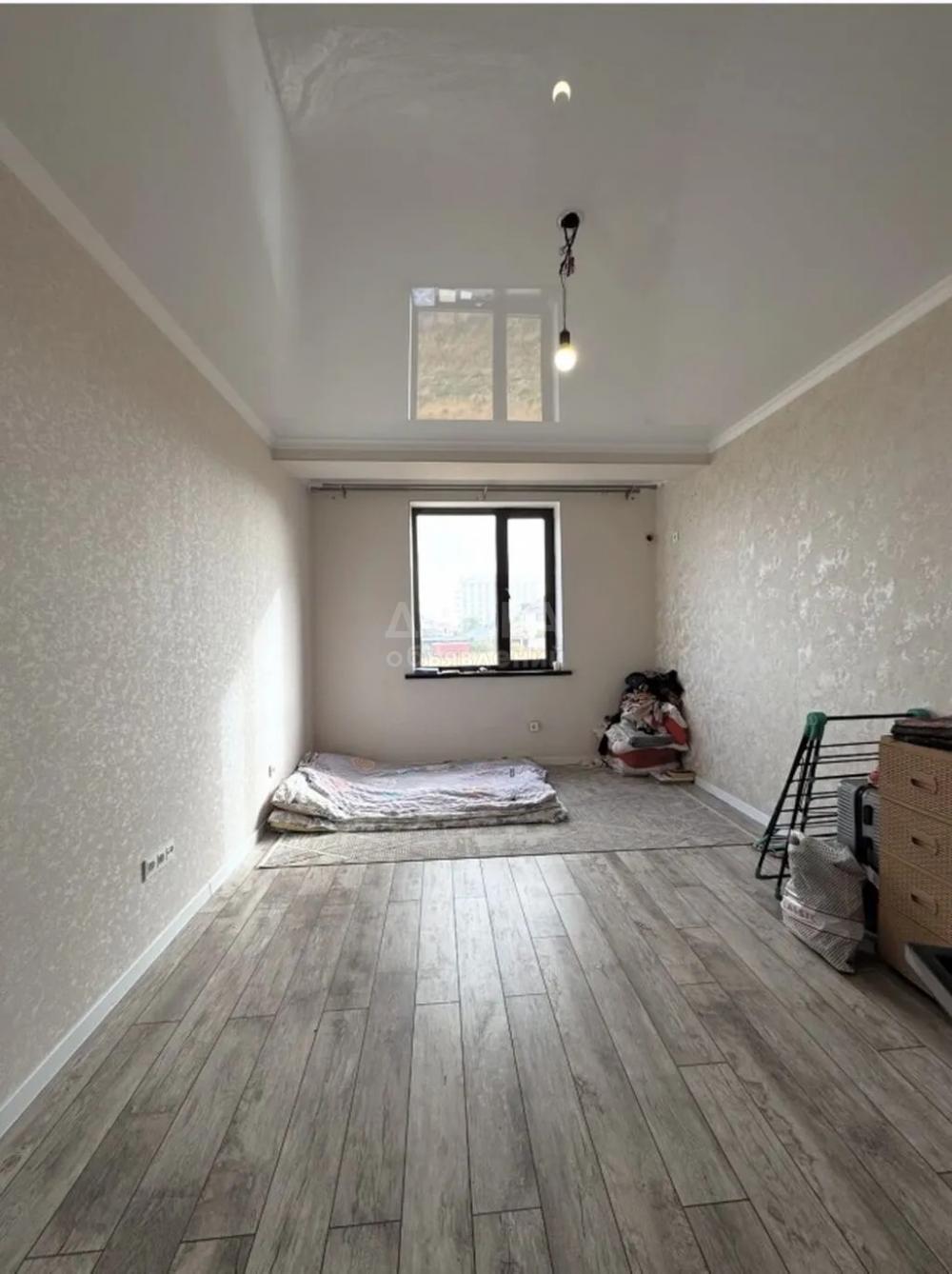 Сдаю 1-комнатную квартиру, 34кв. м., этаж - 1/1, Кок-Жар.