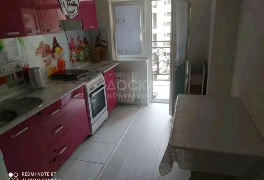 Сдаю 1-комнатную квартиру, 34кв. м., этаж - 9/12, Азия Молл.