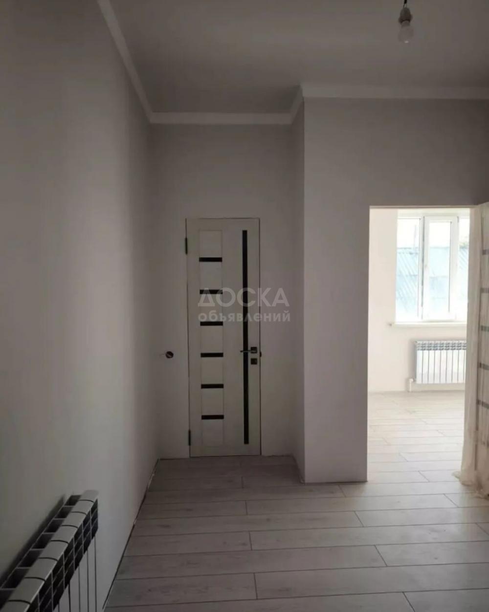 Сдаю 1-комнатную квартиру, 34кв. м., этаж - 1/2, восточный автовокзал.