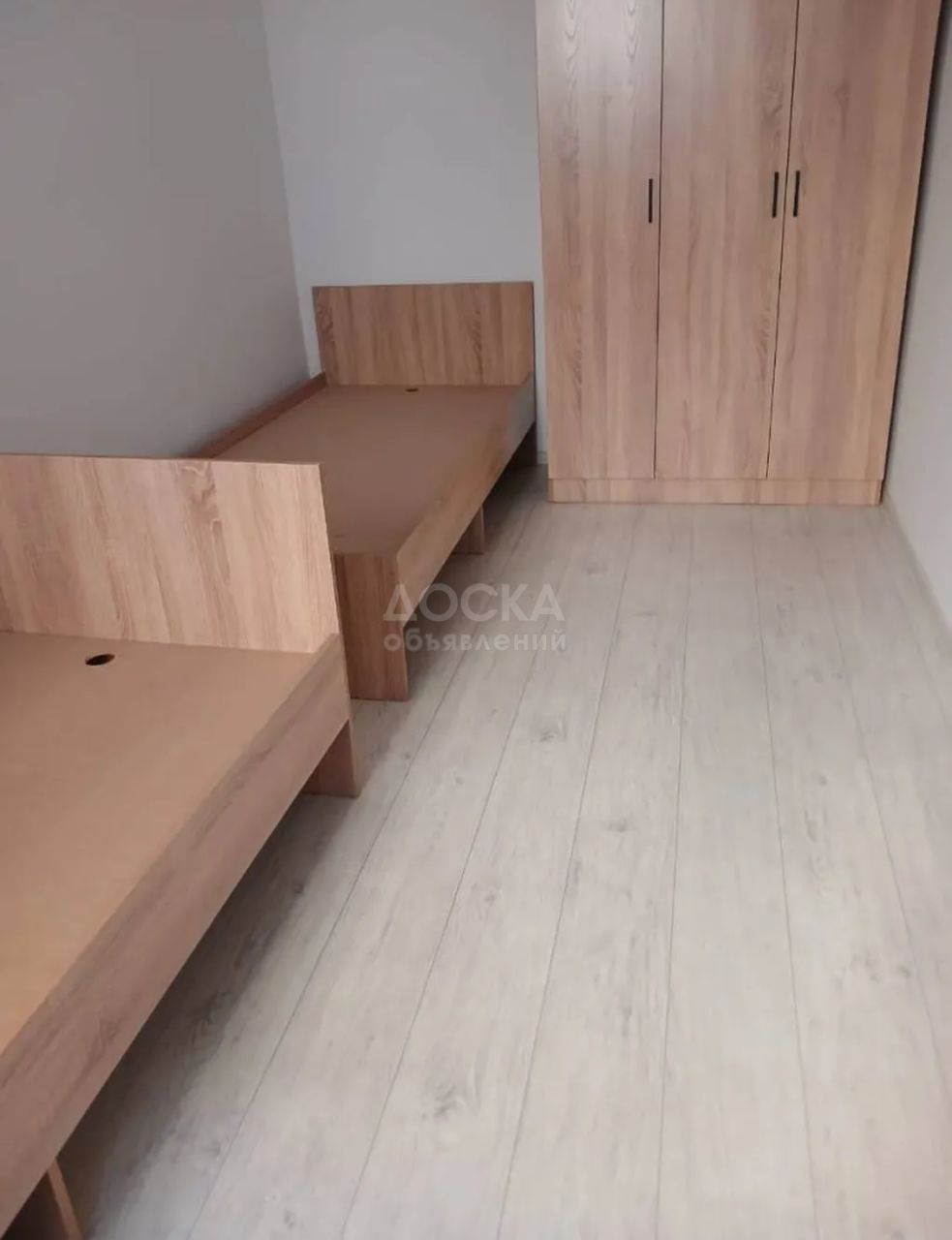 Сдаю 1-комнатную квартиру, 34кв. м., этаж - 1/1, карпинка.