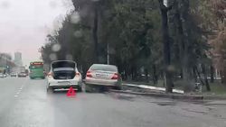 На проспекте Айтматова произошло ДТП